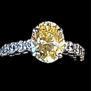 Elegant 4.20ct Yellow Moissanite Diamond Ring
